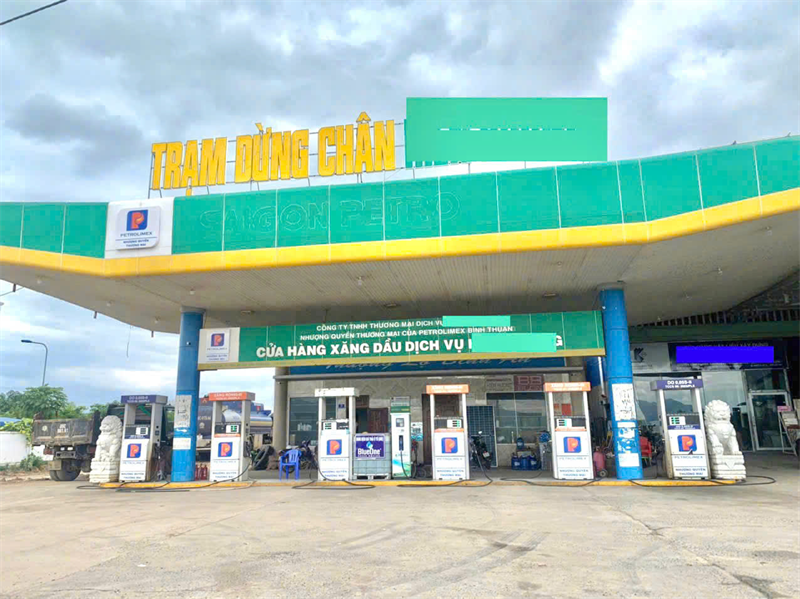 Cửa hàng xăng dầu - DT 1.600 m2 - CS 60 m3/xăng, dầu